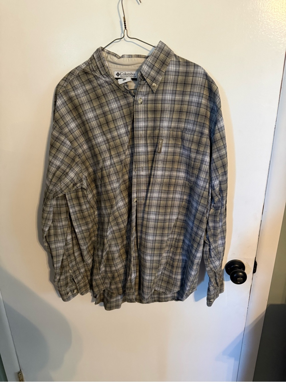Columbia Men's Plaid Shirt Jacket in Blue and Cream